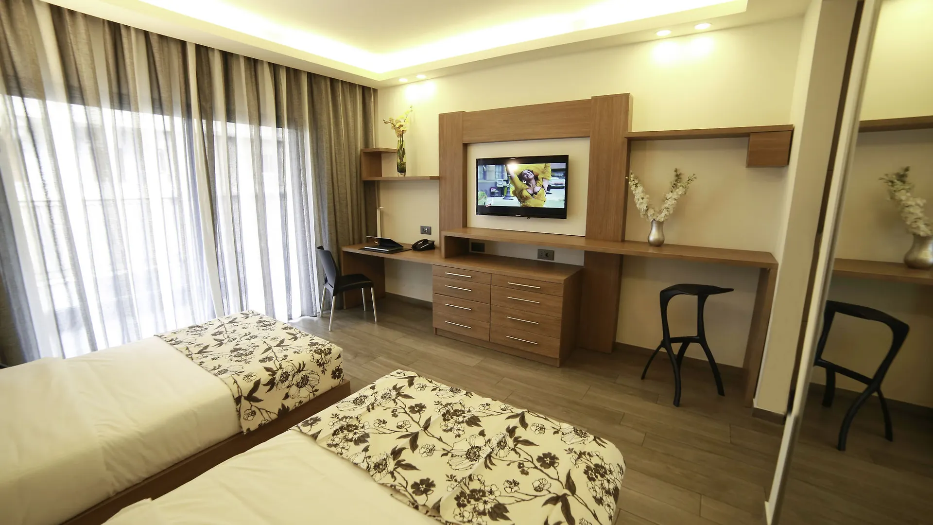 Urban Central Suites - Beirut Hotel