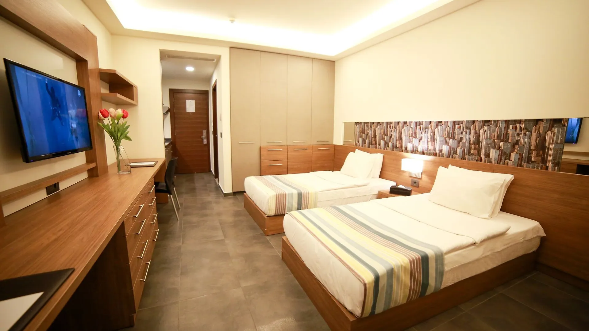 Urban Central Suites - Beirut Hotel