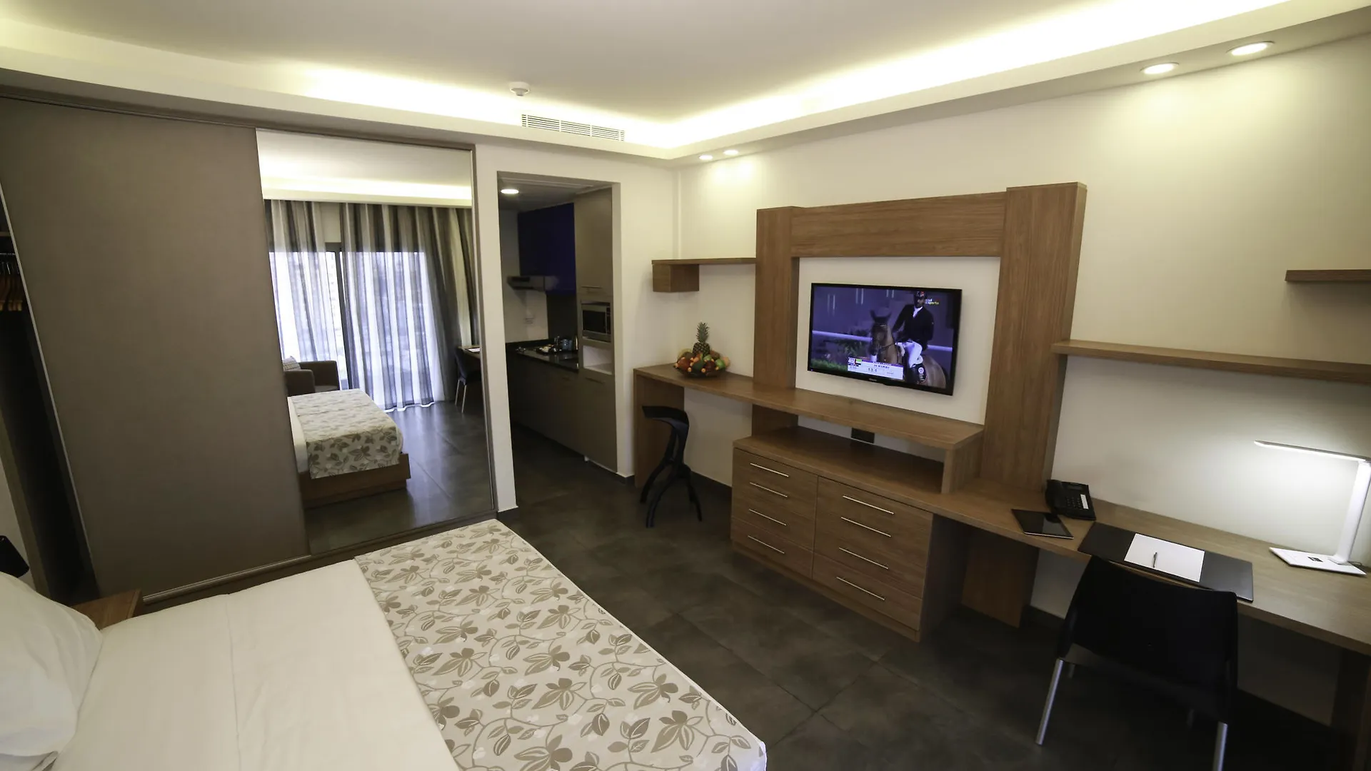 Urban Central Suites - Beirut 4*,  Lebanon